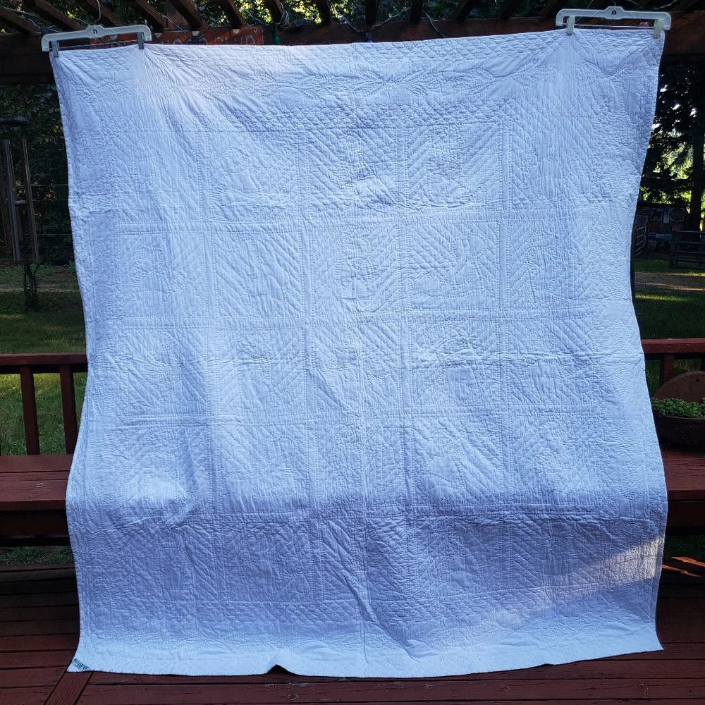 VINTAGE Arch Quilts Hawthorne NY Girls And Boys Garden Quilt 80